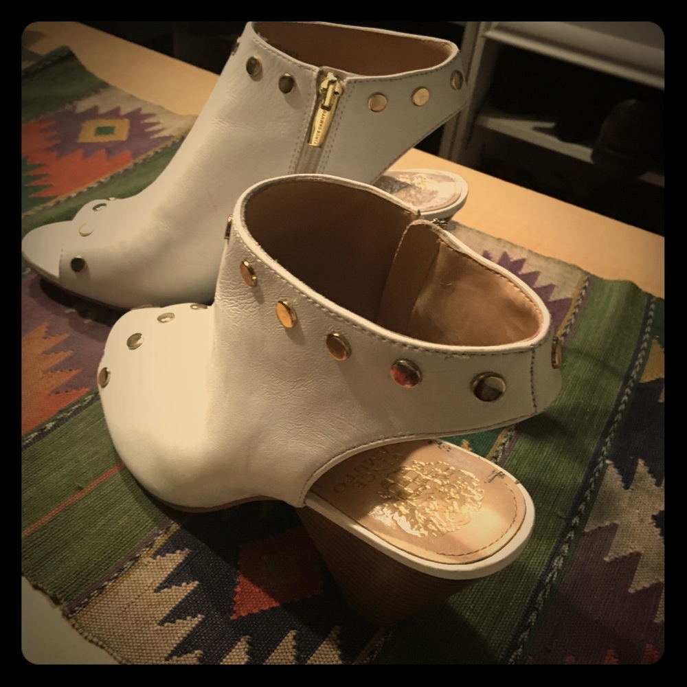 Beautiful, sexy Vince Camuto white wedge heels